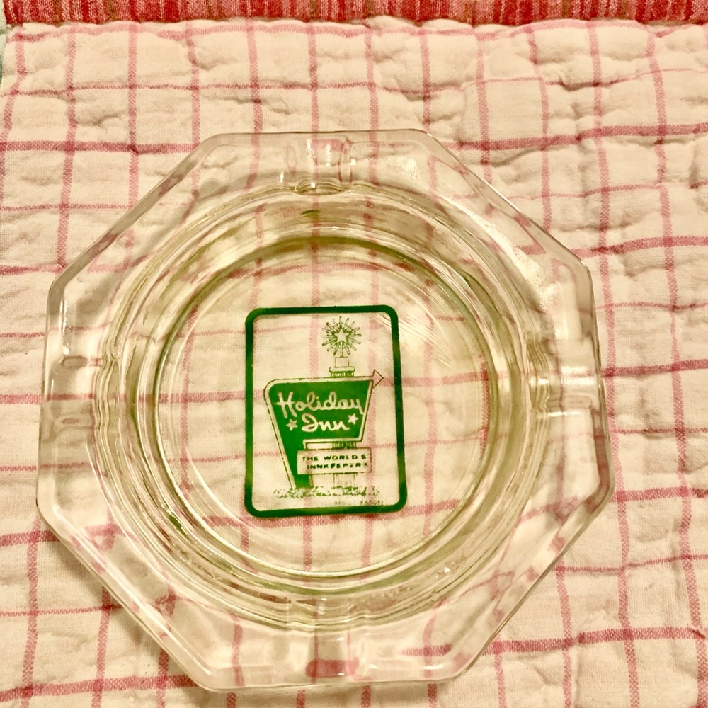 Vintage Holiday Inn Ash Tray